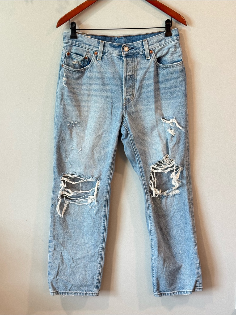 Levi's Light Blue Distressed Wide Leg Jeans Sz 29/30